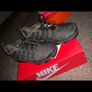 vapormax nike size 8 mens